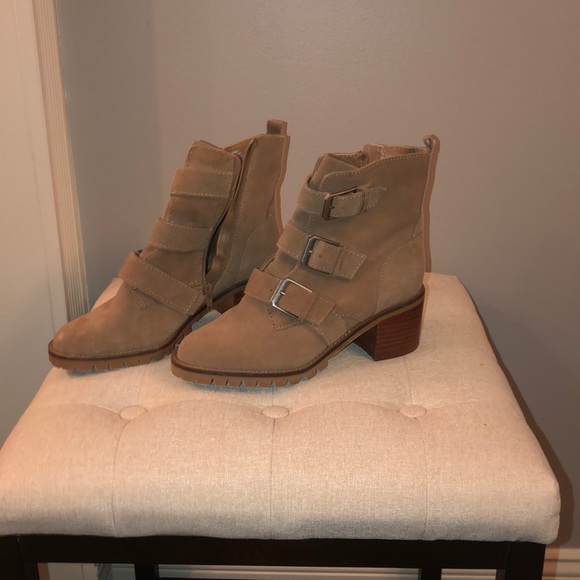 Crown vintage booties!!